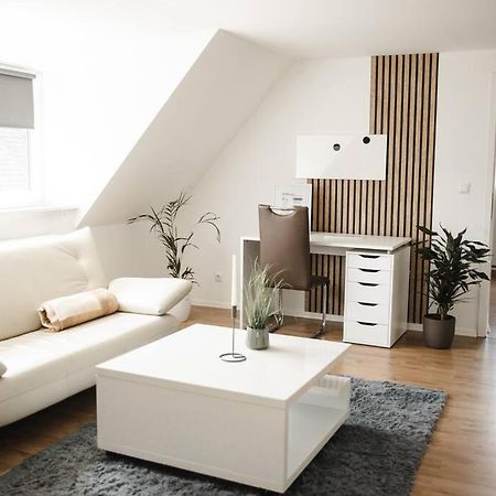 Modernes Apartment Schwarzenfeld Buitenkant foto