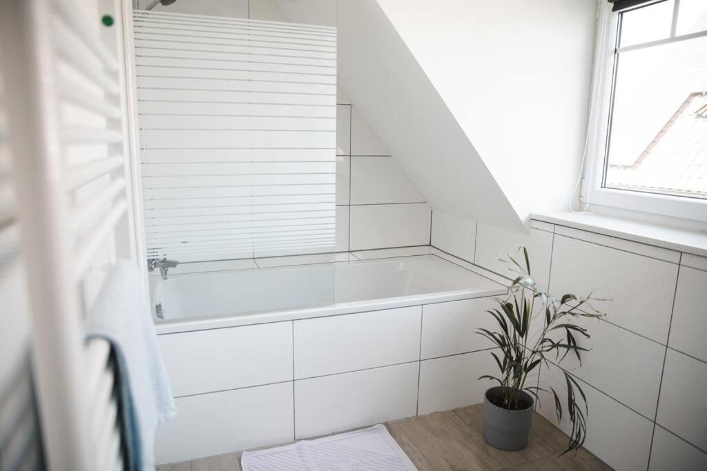 Modernes Apartment Schwarzenfeld Buitenkant foto