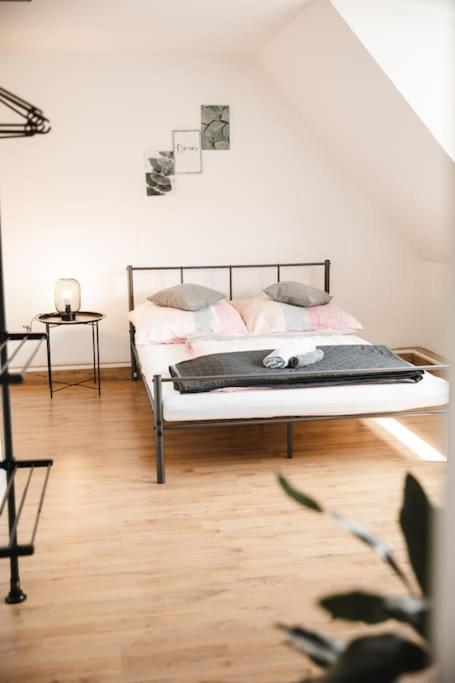 Modernes Apartment Schwarzenfeld Buitenkant foto